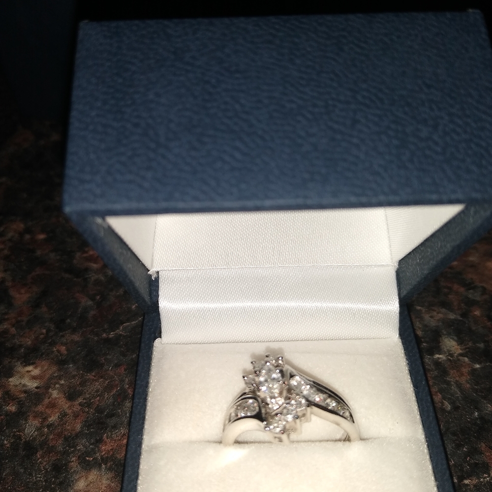 Beautiful  Two piece diamond ring